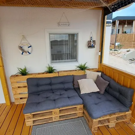 Mobile Tom 12 Apartmán Drage