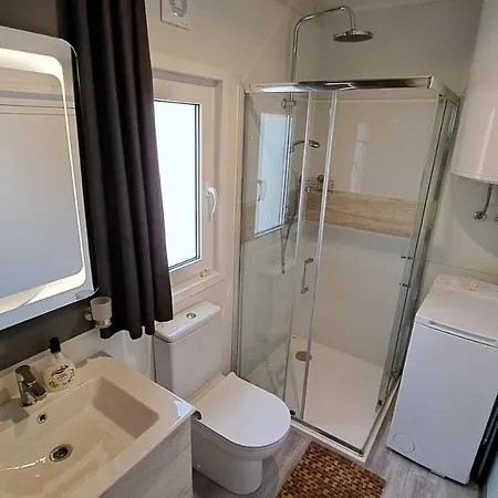 Apartment Mobile Tom 12 *