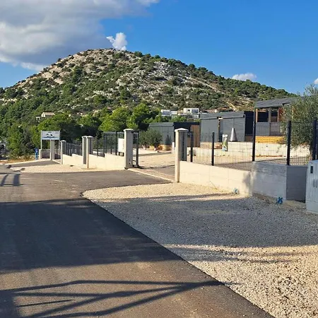 Mobile Tom 12 דירה *